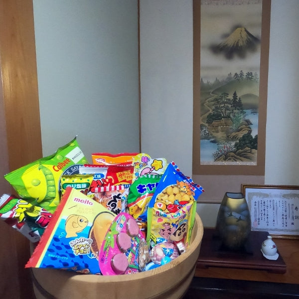 30 Japanese Snacks & Candy Box Japanese Dagashi Sweets